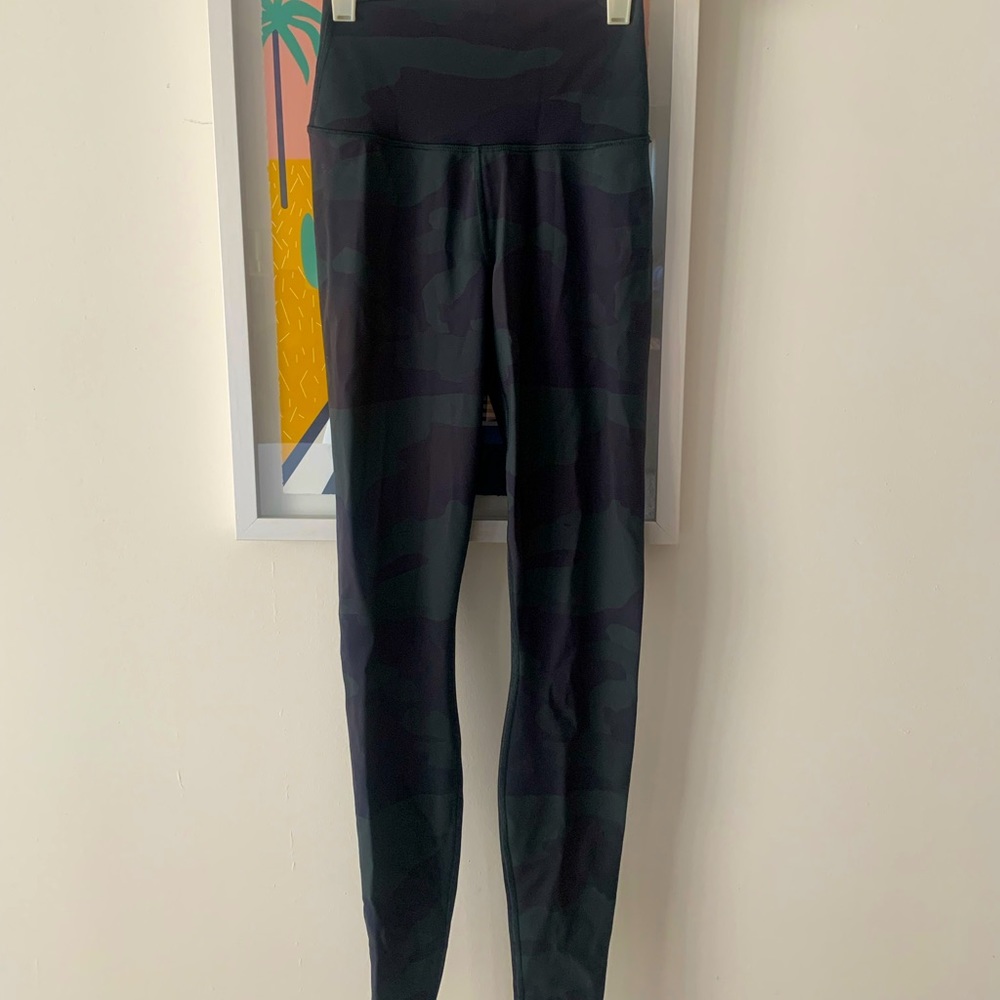 ALO Yoga Vapor high waisted leggings
